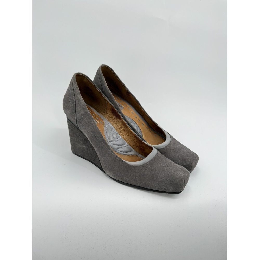 Hush Puppies Women's Gray Suede Wedge‎ Heel Slip on Shoes Size 9.5